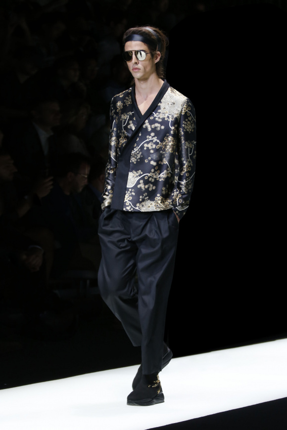 EMPORIO ARMANI / エンポリオ アルマーニ | Fashion | Collection