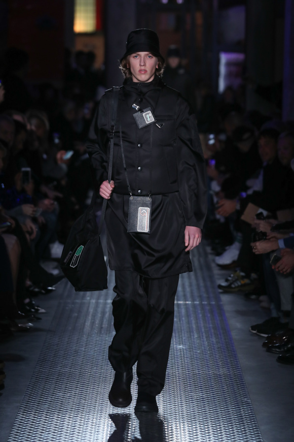 PRADA / プラダ | Fashion | Collection | Pen Online