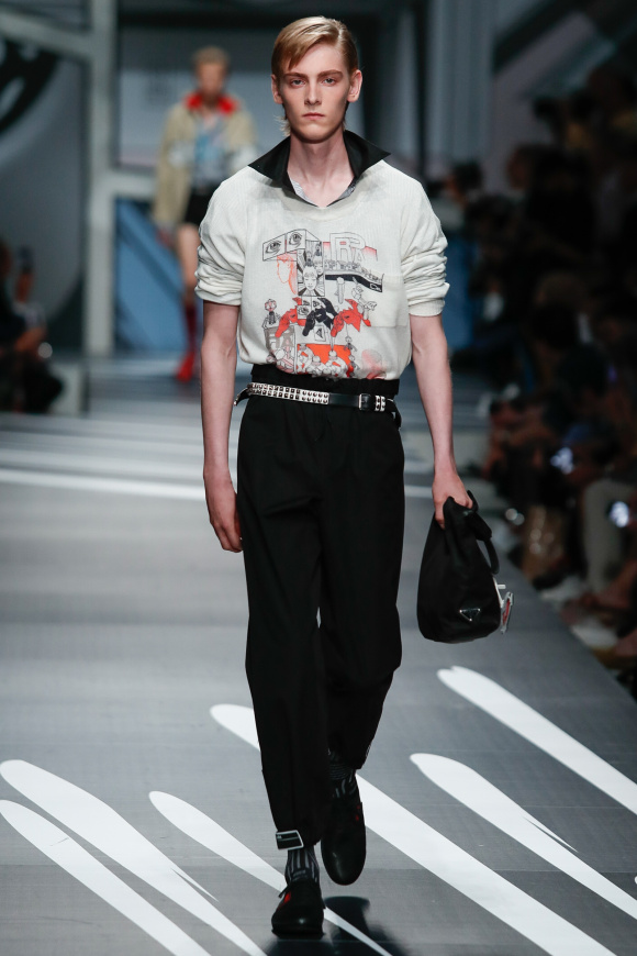 深水光太さん着用 PRADA America