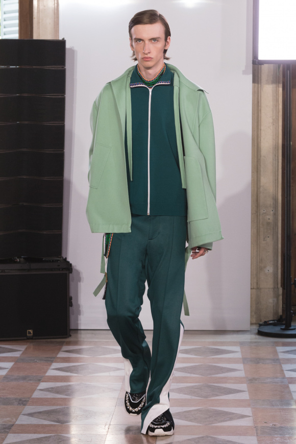 VALENTINO / ヴァレンティノ | Fashion | Collection | Pen Online
