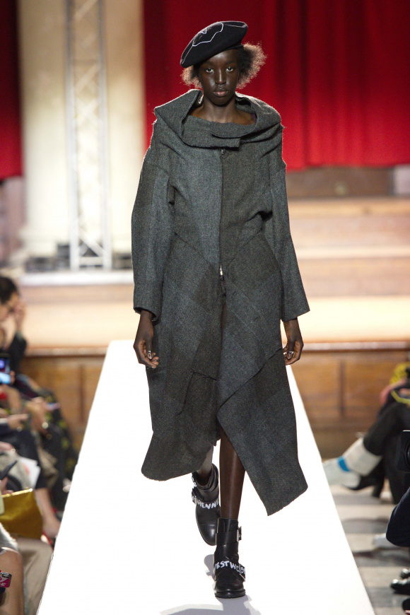 Vivienne Westwood ヴィヴィアン ウエストウッド Fashion Collection Pen Online