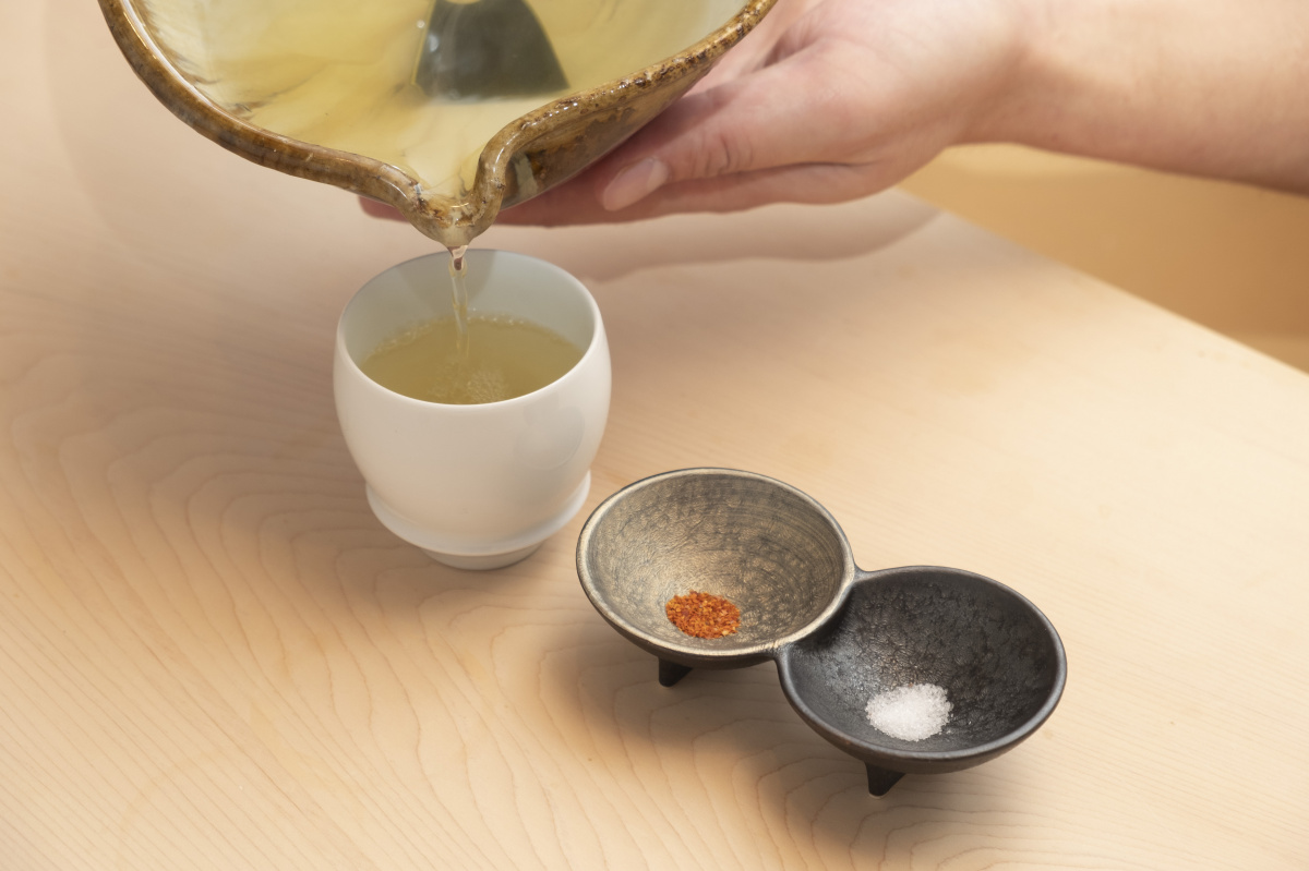 恵比寿にオープンした割烹「小花」は、だし×素材×調理法の組み合わせで自分好みの和食を楽しめます。