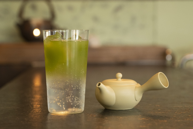 こだわりの日本茶を、日常の中で気軽に味わえるスタンド「サテン ジャパニーズ ティー」を訪れてみませんか?