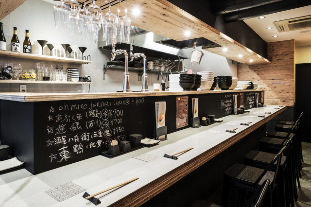 こんなそうめん、見たことない! 創作そうめんで飲める店を恵比寿で発見。