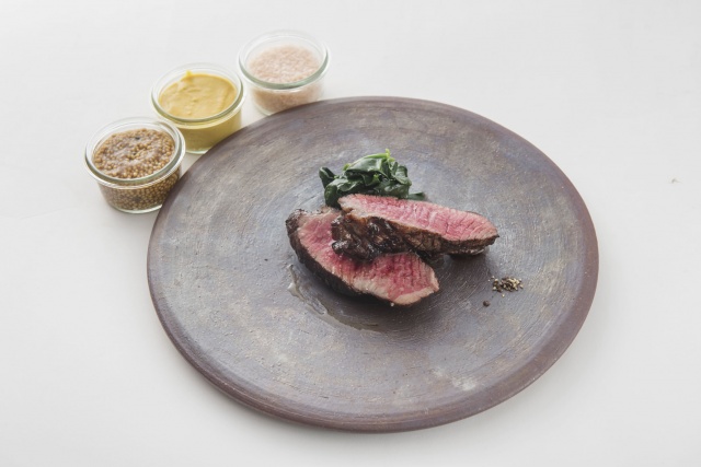 オーストラリアの絶品が集まりました! まずは肉とワインから、美食大陸を堪能しましょう。