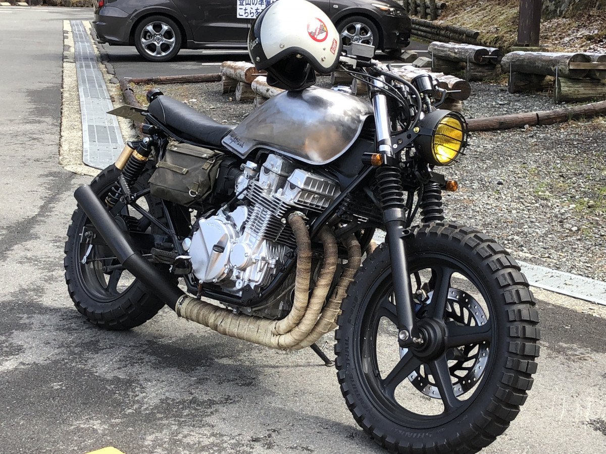 ジェロニモ３５さんの投稿した愛車情報 Night Hawk 750 ナイトホーク750 ヒートバンテージに1 8000円かかりま バイク のカスタム ツーリング情報ならモトクル Motocle