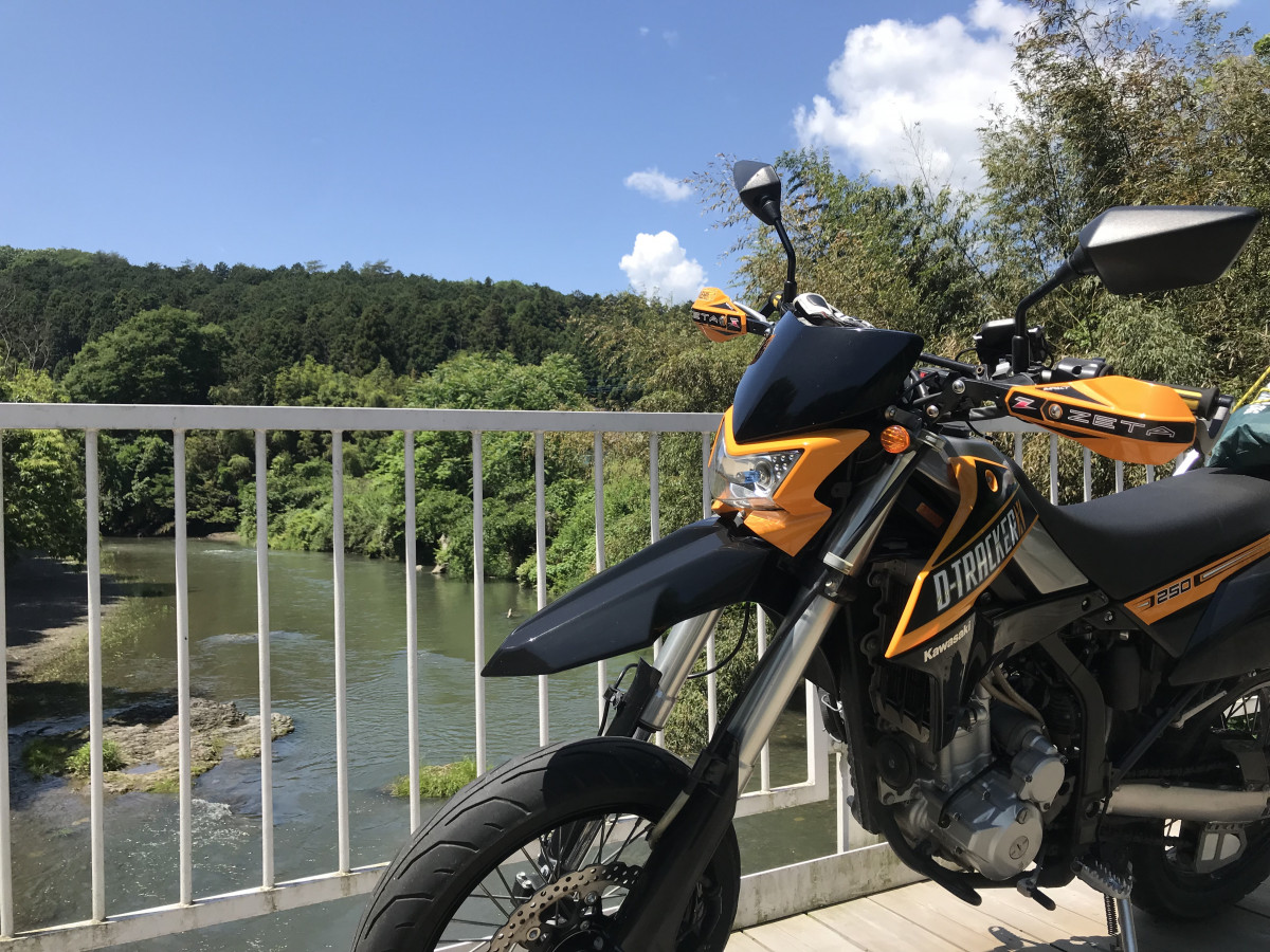 サノヒデさんの投稿した愛車情報 D Tracker X Dトラッカーx 河原でラーツー Kawasaki D バイクのカスタム ツーリング情報ならモトクル Motocle