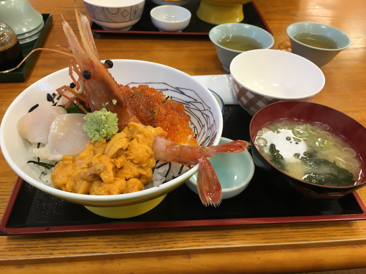 リョウさんが投稿したツーリング情報 秋田県男鹿市の入道崎にある海鮮丼屋さんの バイクのカスタム ツーリング情報ならモトクル Motocle