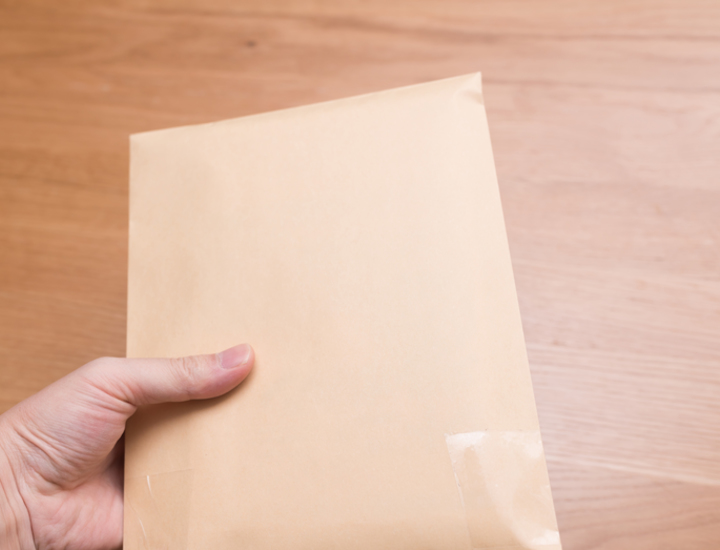 封筒の閉じ方 封筒の閉じ方のマナーは 封の仕方を完全解説 就活市場