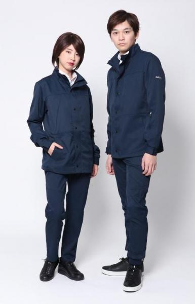 スーツ型作業着「WORK WEAR SUIT」。こちらはブルゾンスタイル