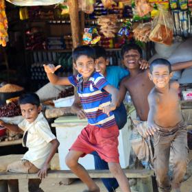 特派員フォトリレー