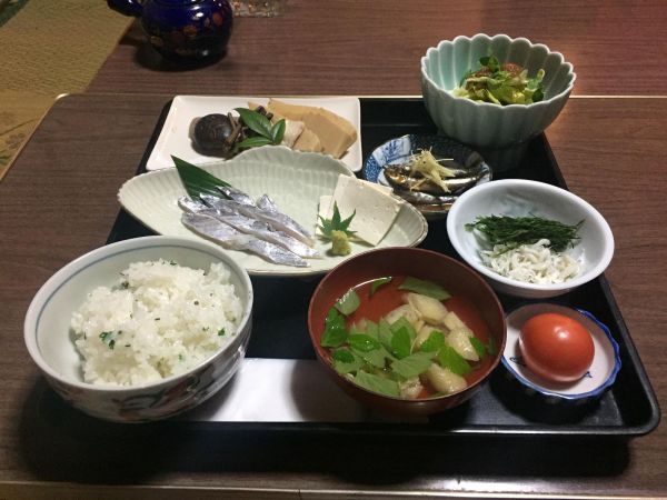 豪雨被害にあう前の旅館＝鶴之湯旅館提供