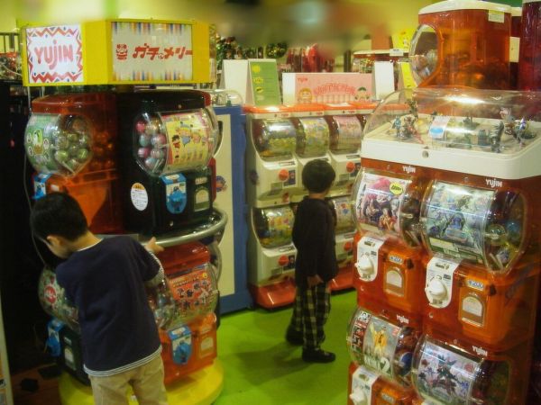 「スリムボーイ」の誕生で売り場の光景が変化＝ペニイ提供
