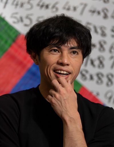 小島よしお＝2020年、諫山卓弥撮影