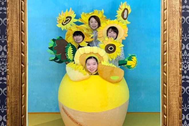 クイズ:これは何の作品のコスプレでしょうか?
