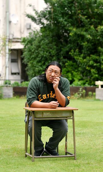 秋山竜次さん＝2021年、伊ケ崎忍撮影
