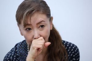 123便に搭乗予定だった東ちづるさん「自分のキャンセルで…」