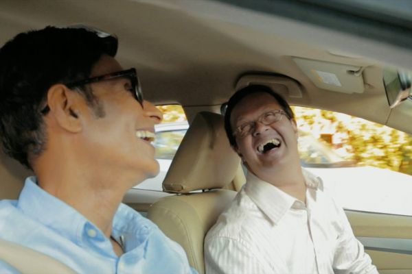 アハーンとオジーは、関わり合って互いに変わっていきます