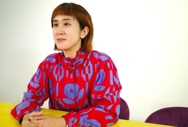 「少し前から芸人の仕事が増えてきていて、嬉しい反面、バイトの日程をきちんと確保できなくなり、本当に申し訳ない気持ちでした」と振り返る王坂さん。責任感の強さがうかがえます＝筆者撮影
