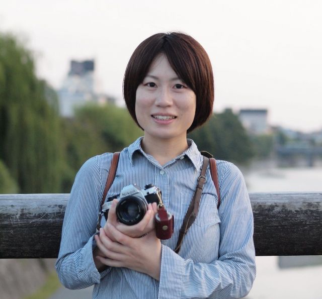 看護の勉強に明け暮れていた、二十歳の頃の庄本さん。趣味のカメラ撮影がよい息抜きになっていたそう＝庄本さん提供