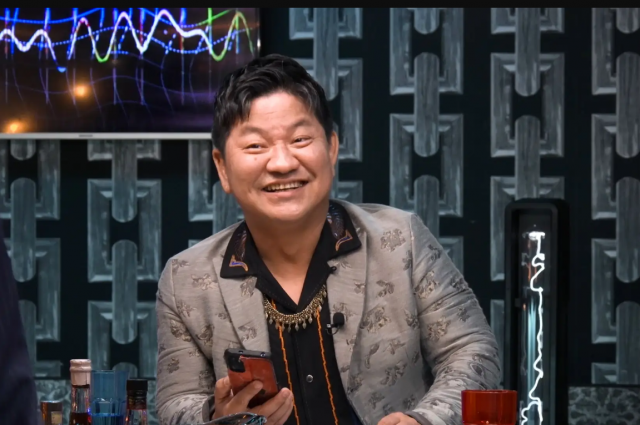 事故物件のエピソードを披露したチャンス大城／（C）AbemaTV,Inc.