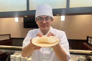 寿司を振る舞う芸人…「本当のおいしさが笑いになる」見据える目標は