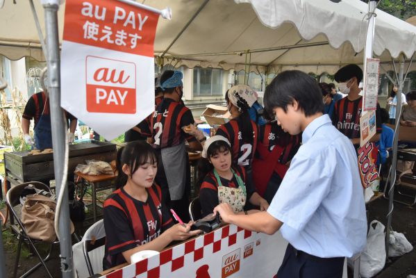 キャッシュレス決済を導入した文化祭の模擬店