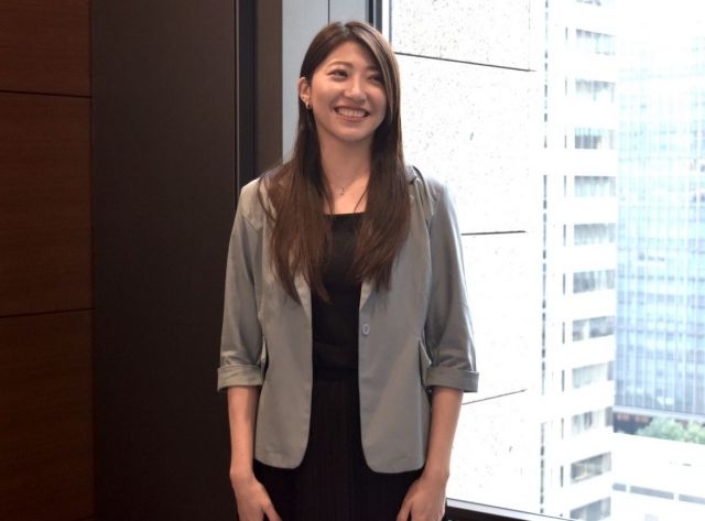 「今後、出産後の復帰を望む選手が出てくるのであれば、それができる環境を整えたい」と語る平田さん＝筆者撮影
