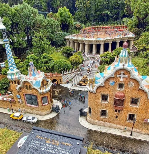 25分の1のスケールで精巧に再現された世界の建造物