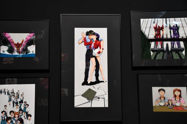 展示されたセル画©カラー／Project Eva.©カラー／EVA製作委員会©カラー