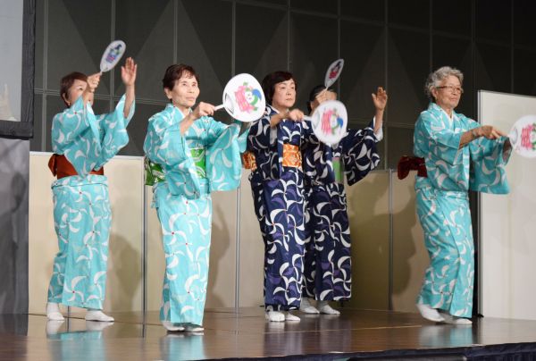 東村山市シルバー人材センターによる盆踊り