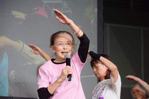 墨田区シルバー人材センターによる体操