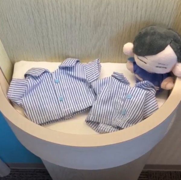 ぬいぐるみ専用に用意されるガウン