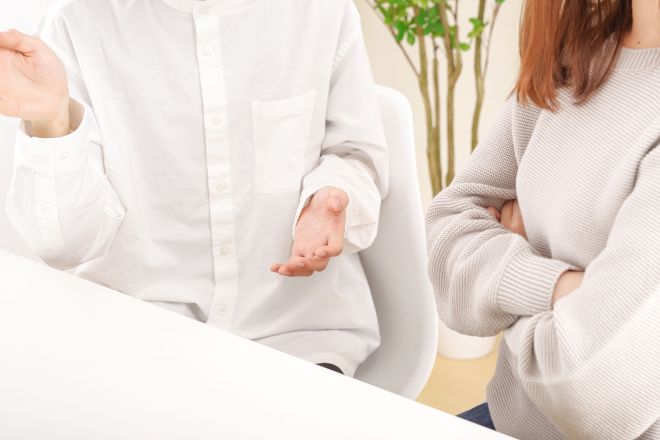 「共働き時代の駐在制度は、企業側にも家族のキャリアを大事にする視点が必要」と調査者は話します。写真はイメージです＝琢也 栂/stock.adobe.com