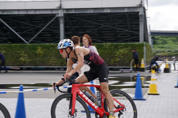 競技中の徳山哲平さん＝ビースタイルグループ提供