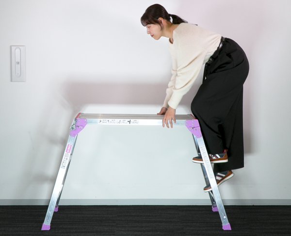 足場台からの正しい下り方