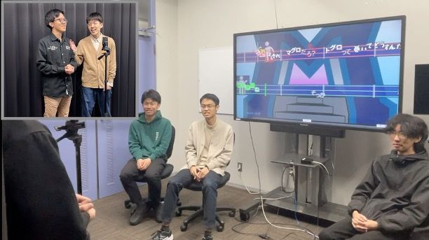 漫才カラオケの実演風景