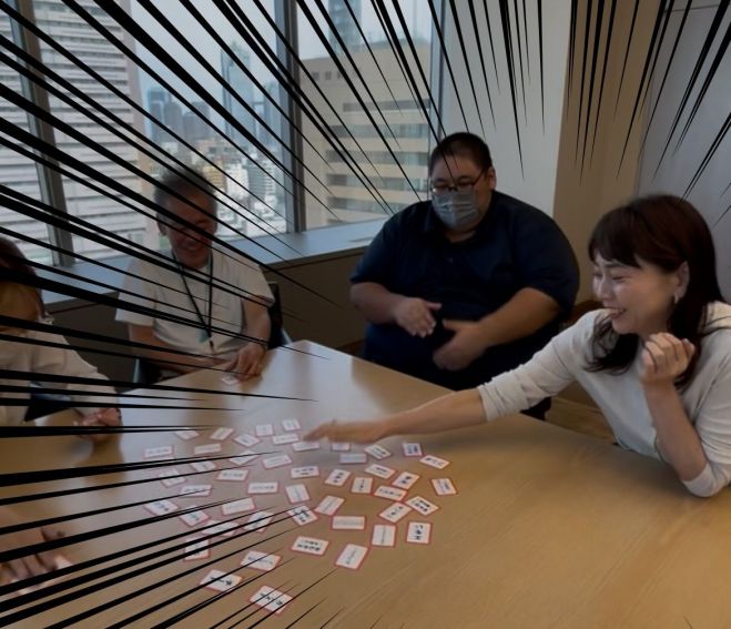 取り札の場所は分かってるのに、体が思うように反応しない、あるある。