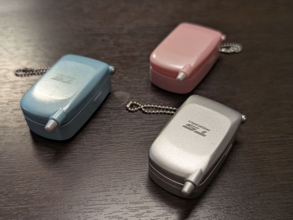 トイズスピリッツの「本当に録音再生！なつかしのガラケーマスコット〜＋プラス」