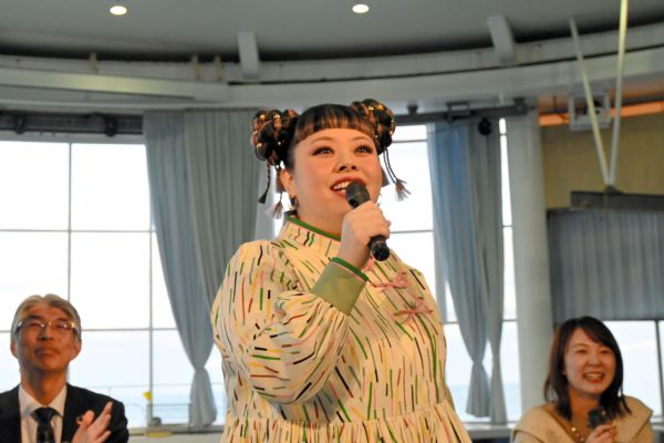 地元・茨城県の水族館でトークイベントをした渡辺直美＝2024年、富永鈴香撮影