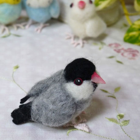 羊毛フェルトの小鳥 文鳥
