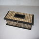5． テイッシュケース（葦(あし)材）　　　　　　　　　　　　（幅26×奥行13×高さ9.5cm）