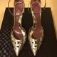 シルバーピンヒールパンプス