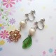 桜と葉っぱのピアス・イヤリング