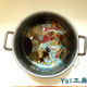 金魚の泳ぐブリキのバケツ