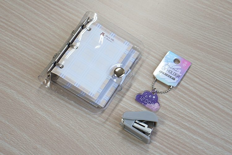 こころときめくかわいいファンシー文具を、大人になったあなたにクラックスが毎月お届け