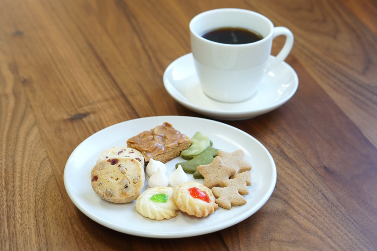 【今月は何が届いた？】クッキー缶のサブスク／日本酒のサブスク編
