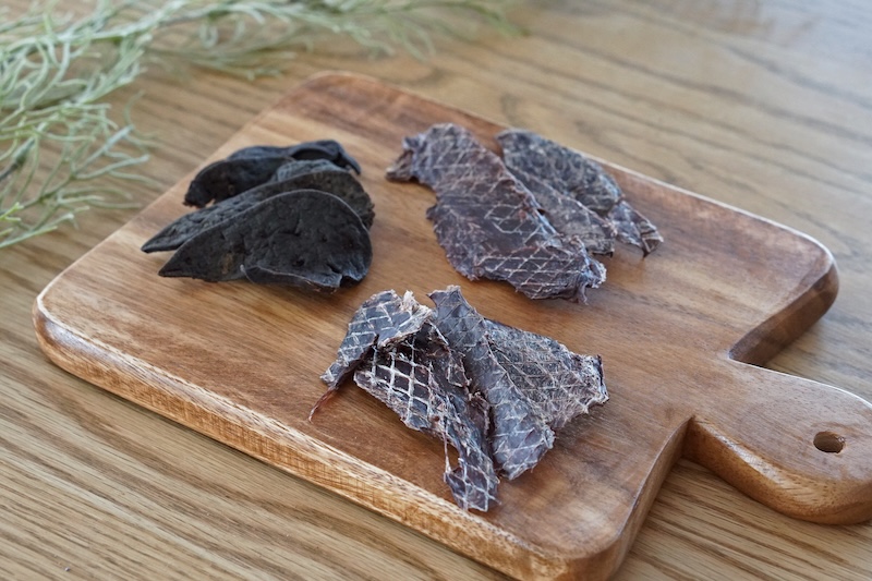 【ペットフードのサブスク】ヒューマングレードのおやつが毎月届く！ジビエペットフードの定期便《3種類》