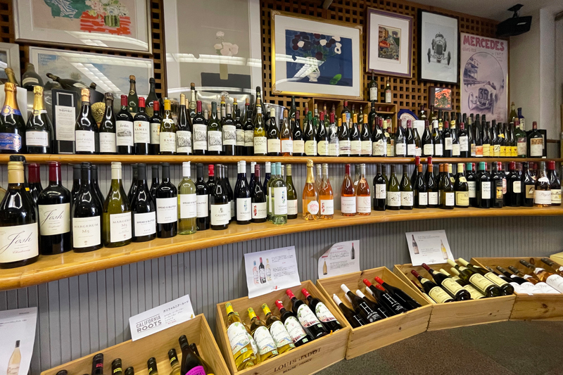 【ワインのサブスク】専門店で25年以上提供！店主厳選のバラエティ豊かなワイン2本が毎月届く定期便