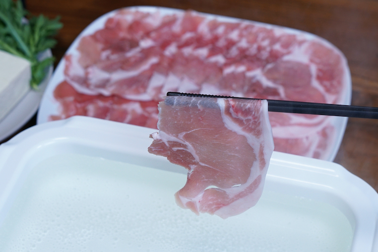 【今月は何が届いた？】ヒラオの燻製おつまみ／山西牧場の豚肉／ボン・ムーのシフォンケーキ編